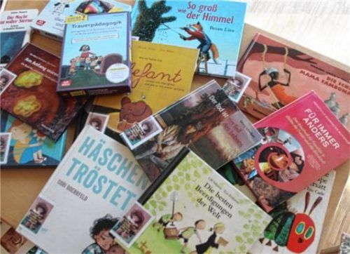 Kinderbücher über das Sterben können auch Erwachsenen helfen.