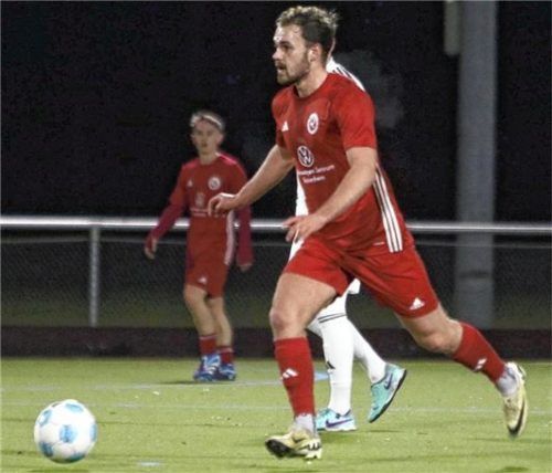 Louis Zimmerschied stand bislang nur in Testspielen für 1860 Rosenheim auf dem Platz. Der Winter-Neuzugang ist nun von einer Verletzung genesen.Foto Wolfgang Fehrmann