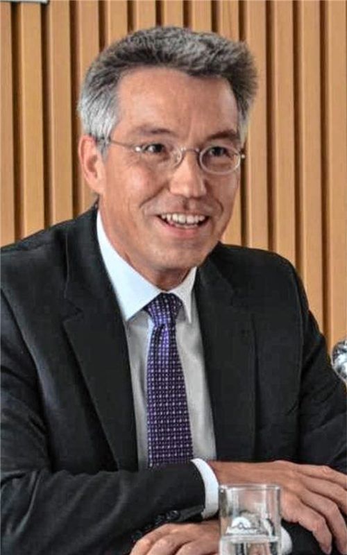 „Mauern hochgezogen“: Landrat Otto Lederer über Pleiten und Erfolge der Corona-Pandemie und die Spaltung der Gesellschaft. Foto re