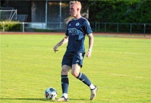 Michael Brunnhuber und der TuS Raubling wollen mit einem Heimsieg in den Frühling starten. Foto Ruprecht