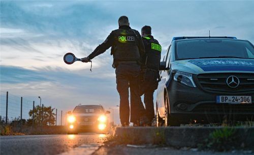 Schleierfahnder erwischten einen Drogenkurier bei Bad Aibling (Symbolfoto). Foto Patrick Pleul (dpa)