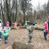 Kindergartenkinder schaffen 11000 Hampelmänner in vier Wochen