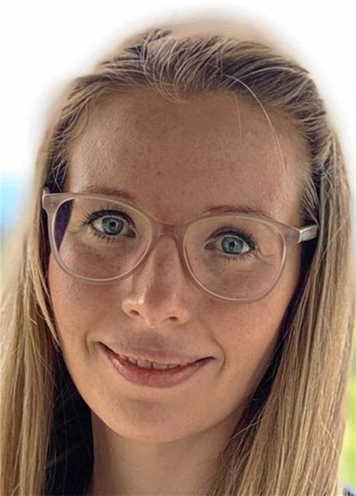 Vor fünf Jahren beherrschte Corona die Welt. Ein Bruchteil der Menschen leidet heute noch an den Folgen. Hilfe bekommen Post-Covid-Patienten bei Oberärztin Isabella Eder am kbo-Inn-Salzach-Klinikum in Wasserburg.Fotos kbo/IMAGO