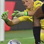 Torhüterin Schult macht Schluss