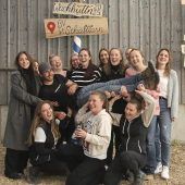 Die Maibaum-Wächterinnen