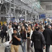 Nächster Halt: Halb-Bahnhof