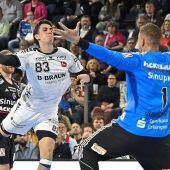 Melsungen bleibt an Füchsen dran