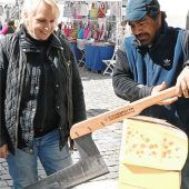 Frühlingsmarkt bei strahlendem Frühlingswetter in Rosenheim