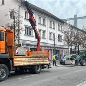 Blumenkübel weg – Münchener Straße wieder für Autos frei