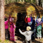 Weidentipi verzaubert Kinder im Waldkindergarten