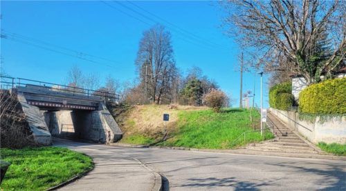 Auch die Treppenanlage nördlich der Bahnlinie wird im Zuge der Baumaßnahmen an der Flurstraße neu gestaltet.