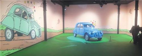 Comic-Held: Der hellblaue 2CV spielt in mehreren Tim-und-Struppi-Geschichten eine Rolle. Foto Jörg hartwig Touristik PR