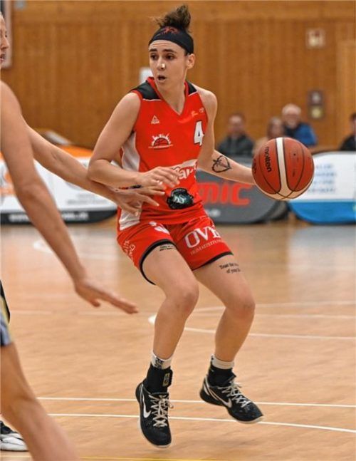 Der Dreh- und Angelpunkt im Wasserburger Spiel: Kathleen Hill überzeugte in Herne mit 14 Punkten und acht Rebounds.Foto Obermaier