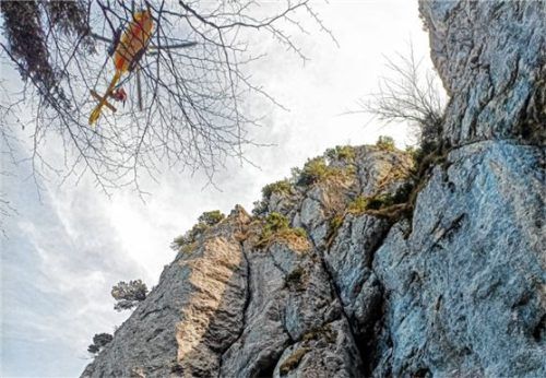 Der Rettungshubschrauber „Christoph Murnau“ im Anflug.