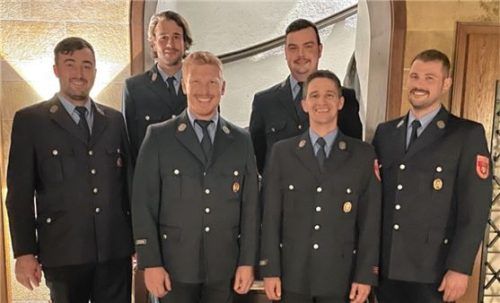 Die neue Vereins-Vorstandschaft mit (von links unten) Georg Spiel, Benedikt Niklas, Markus Stahuber, Vigil Ranner sowie (von links hinten) Stefan Kluger und Thomas Höß.