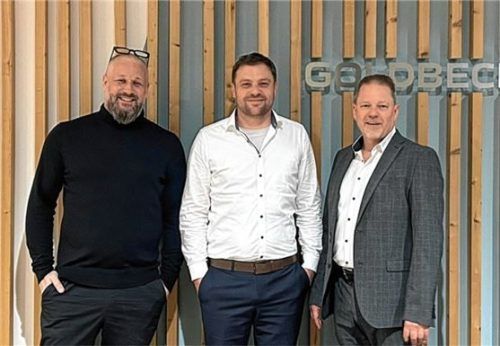 Die regionale Wirtschaft immer im Blick: (von links) Zweiter Vorsitzender Alexander Krapp, Felix Limmer, Niederlassungsleiter Firma Goldbeck, und der Vorsitzende des Gewerbeverbands Rosenheim, Ralf Konopka. Fotos Gloria Konopka