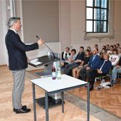 Vom hohen Wert der Diplomatie