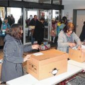 Großer Andrang beim Aiblinger Verschenk-Markt