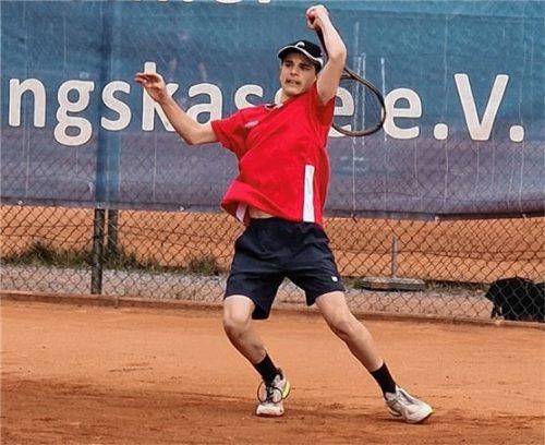 Jorge Tomás Herrera Sanchez vom HTV Hannover gewann das Bezirksranglistenturnier der Buben U16.Foto Petra Rapp