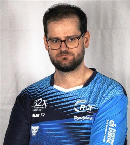 Kolbermoors Trainer Michael Fuchs ist mit der Entwicklung seiner Mannschaft in der Rückrunde sehr zufrieden.Foto Erlich