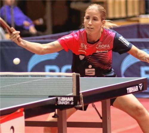 Kristin Lang bestritt ihr zweites Spiel in der Rückrunde und trug mit einem Erfolg im Doppel sowie im Einzel zu Kolbermoors 6:3-Auswärtserfolg bei.Foto Gerhard Erlich