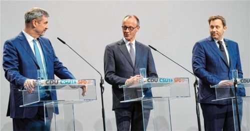 Markus Söder (CSU), Friedrich Merz (CDU) und Lars Klingbeil (SPD) bei der Vorstellung des Koalitionsvertrags im Paul-Löbe-Haus in Berlin. Foto dpa
