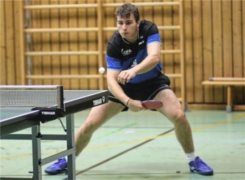 Selvir Tanjo sicherte Kolbermoors Jugend durch den Gewinn des letzten Einzels einen Punkt.