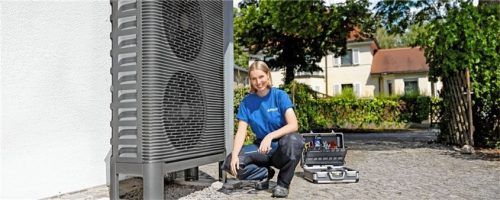 Über die KfW werden neben Wärmepumpen auch solarthermische Anlagen, Biomasseheizungen und wasserstofffähige Heizungen staatlich gefördert. Foto epr/KfW_©Axel Springer Corporate Solutions/András Heiberger/Sascha Kaliga/Adrian Klinkmüller