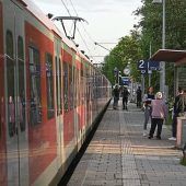 Polizei schießt auf Mann an S-Bahnhof