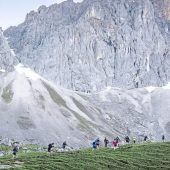 164 Kilometer, 8302 Höhenmeter