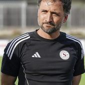 Der neue Dirigent der Double-Frauen