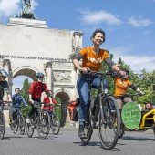 Eine Sternfahrt mit 16 000 Radlern