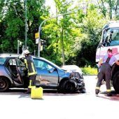 Frontalcrash sorgt für Verkehrschaos