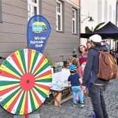 Mitmachen und Informationen sammeln beim Umwelttag in der Rosenheimer Fußgängerzone