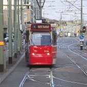 Geschichtsstunde in der Straßenbahn