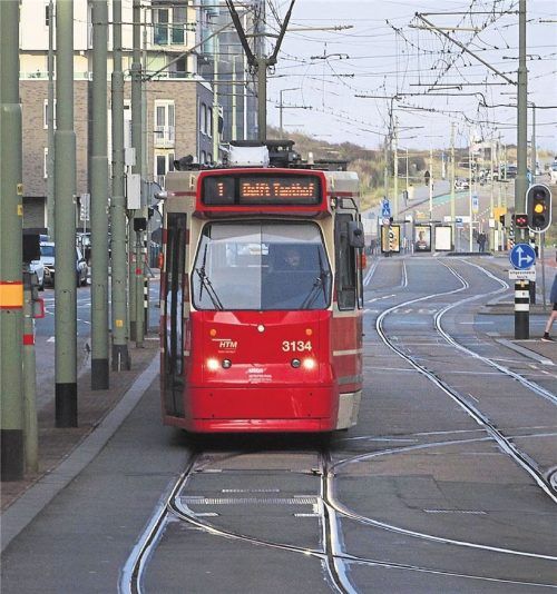 Alle einsteigen: die berühmte Tram 1.