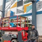 Eisstadion wird zur Leinwand für Kunst