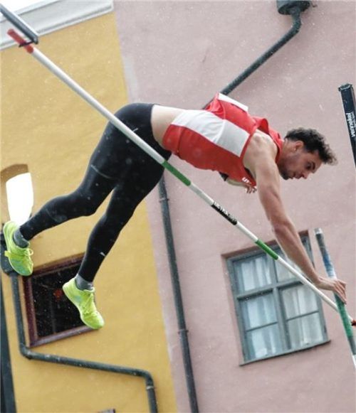 Constantin Rutsch feierte in Wasserburg den Männer-Sieg. Foto Ludwig Stuffer