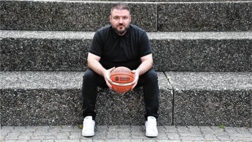 Danijel Brankovic ist der neue Trainer bei den Wasserburger Zweitliga-Damen.Foto TSV Wasserburg