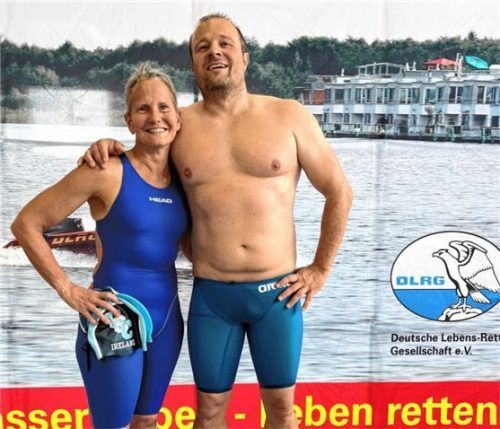 Die erfolgreichen Medaillengewinner Anke Kürpick und Justus Wenzel (DLRG Ruhpolding und Weimar). Foto DLRG Weimar
