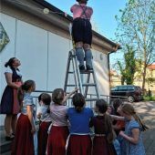 Zweites Leben für Kunststoffscheiben gegen Hass