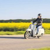 Die e-Schwalbe fliegt jetzt mit 90 Sachen