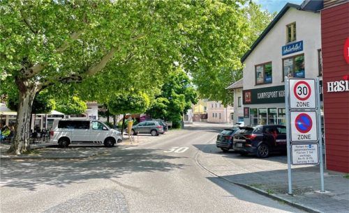 Für die attraktive Neugestaltung des Ortszentrums von Bruckmühl – von der Rathausstraße über die Sonnenwiechser Straße und den Bahnhofsbereich bis zur Kirchdorfer Straße – gibt es viele innovative Ideen. Foto Neuwirth