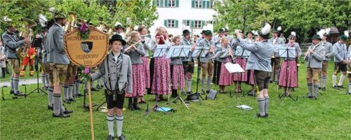 Gastgeber mit Herz und Klangkraft: Die Musikkapelle Nußdorf begeistert mit Heimspiel-Atmosphäre.