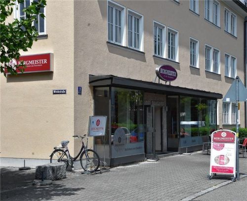 In die Bäckerei-Filiale an der Von-der-Tann-Straße wurde erneut eingebrochen. Foto  Schlecker