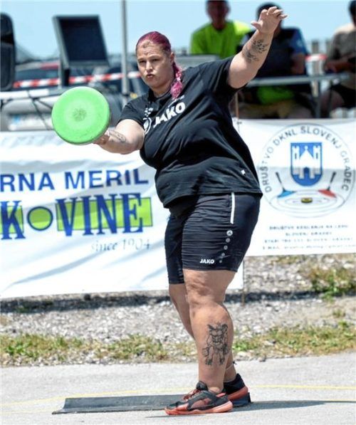 Kathleen Neumayer vom SV Schechen hat das Finale im Max-Aicher-Cup gewonnen.Foto Albert Kamhuber