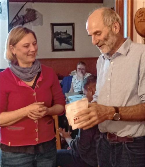 Referent Rainer Steidle und Vorsitzende Tina Hermanns. Foto re