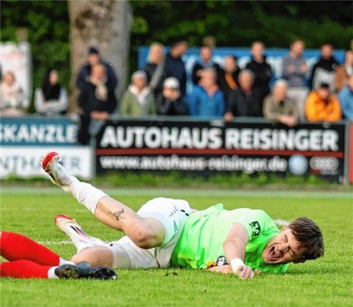 Schmerzhaftes Derby für Traunstein: Nach der Niederlage in Wasserburg steht fest, dass Hannes Kraus und Co. in die Relegation müssen.Foto mb.presse-Butzhammer