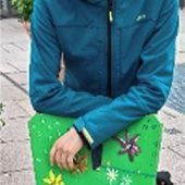 Bunte Stühle erobern die Stadt