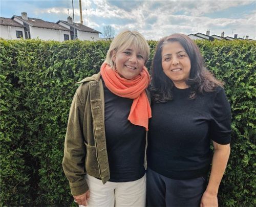 Vier Jahre lang stand Anja Bichlmaier (links) Mama Iba und ihrer Tochter und Namensvetterin Iba zur Seite. Foto Stiftung AKM